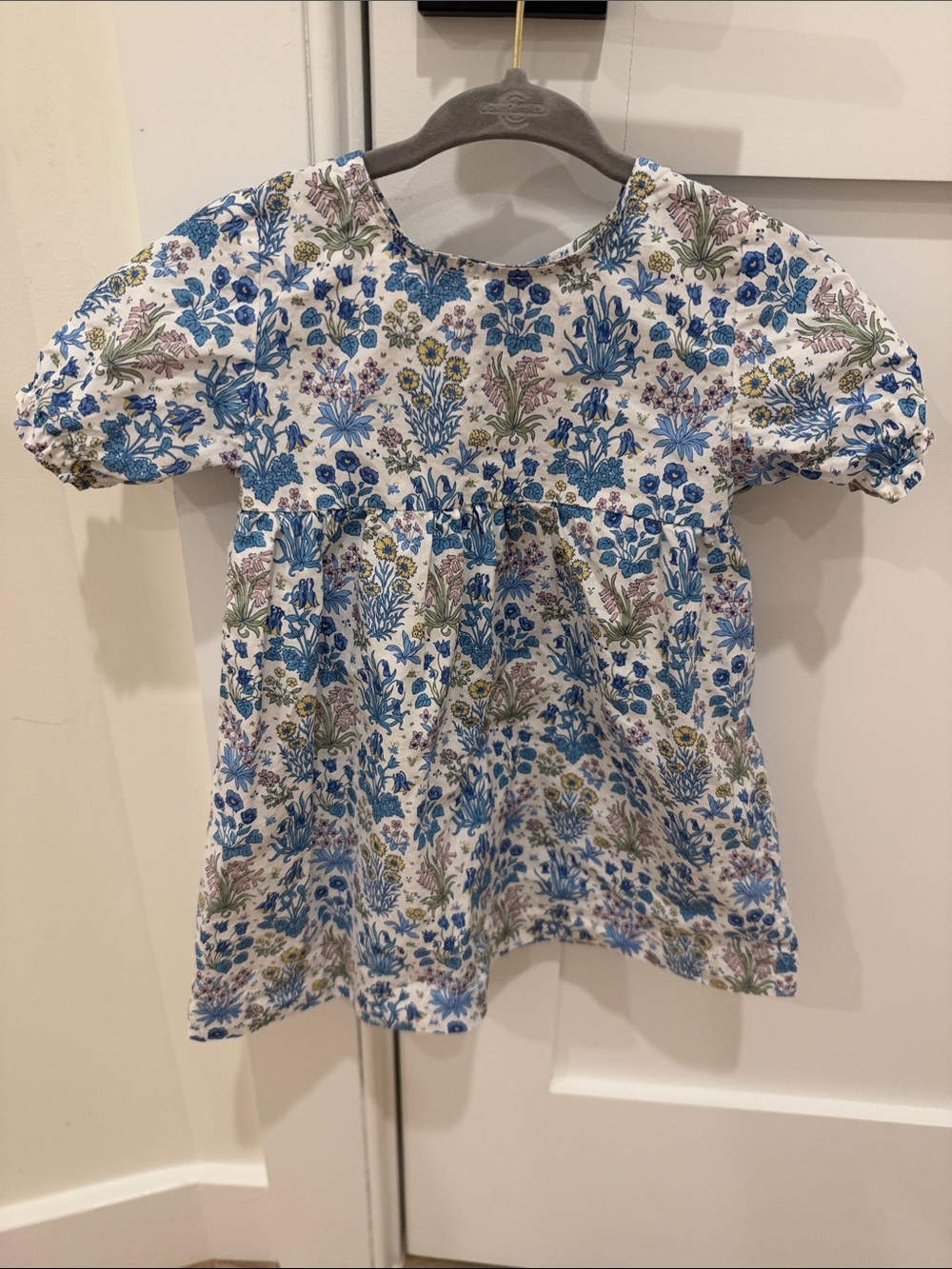 Girls White & Blue Floral Puff-Sleeve Blouse